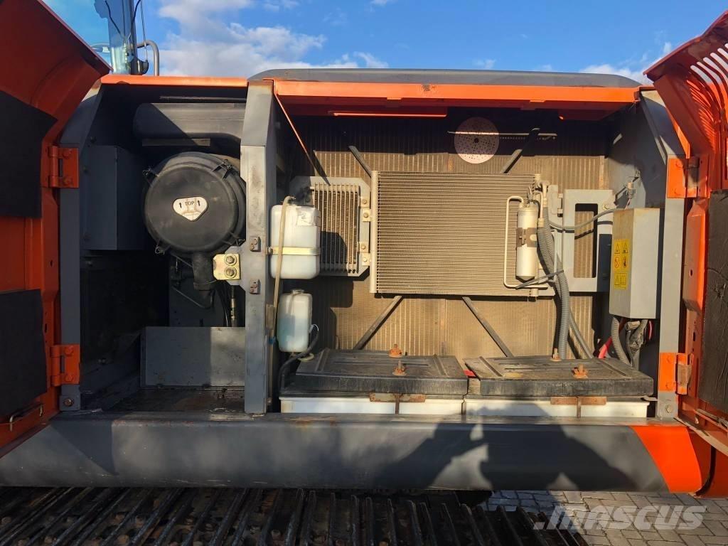 Hitachi ZX 210 LC-3 Rupsgraafmachines