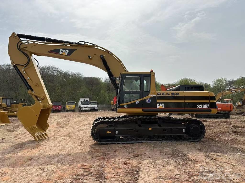 CAT 330 B L Rupsgraafmachines