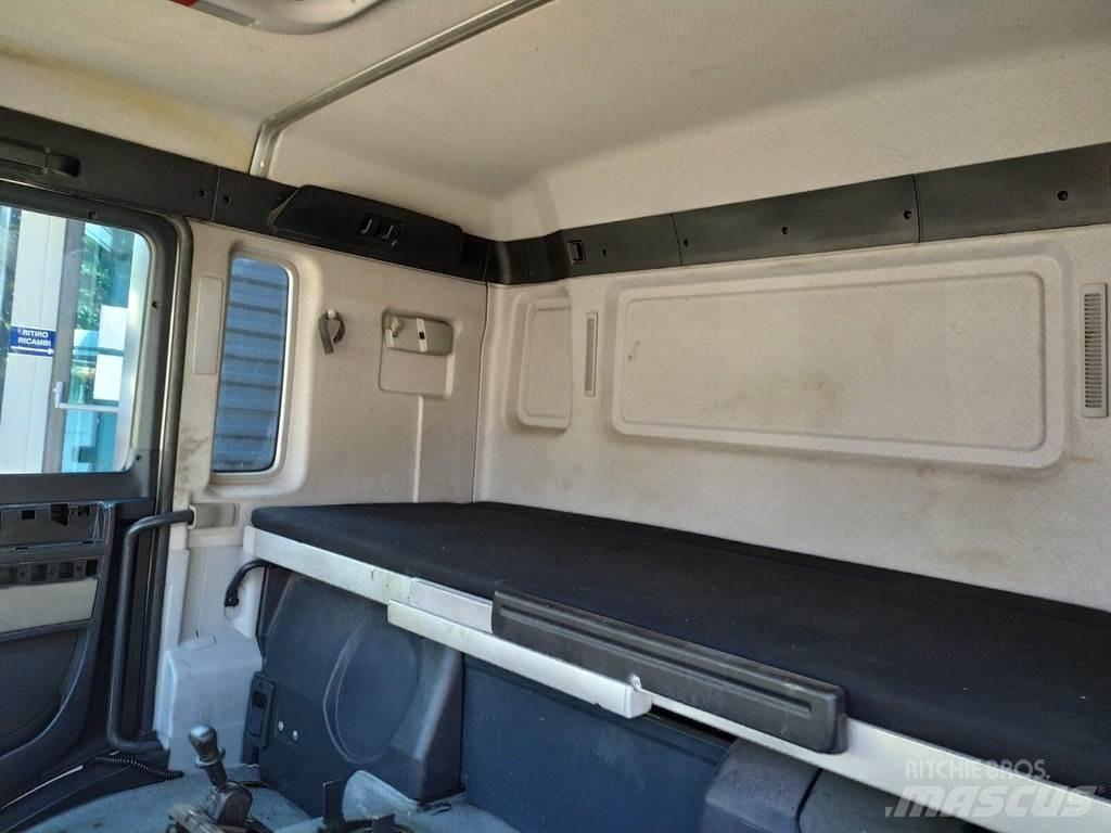 MAN TGS EURO 6 Cabine en interieur