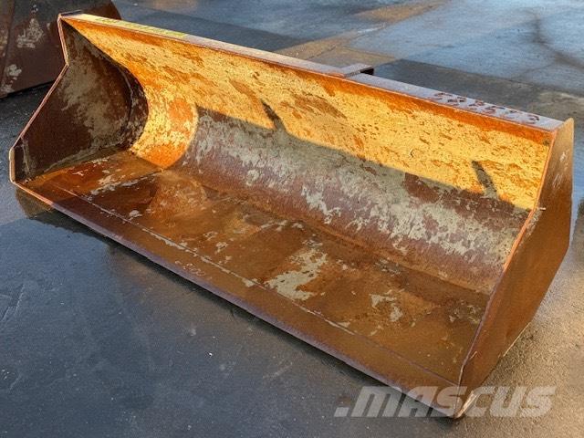 Manitou USED BUCKET Bakken