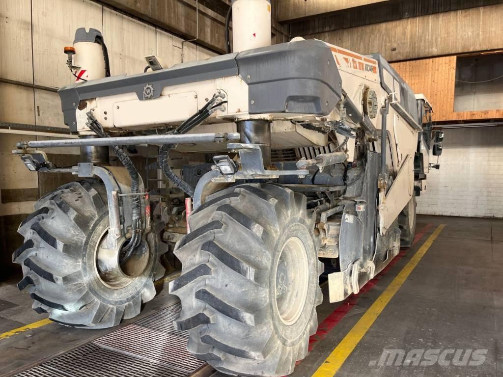 Wirtgen WR 240i Overige