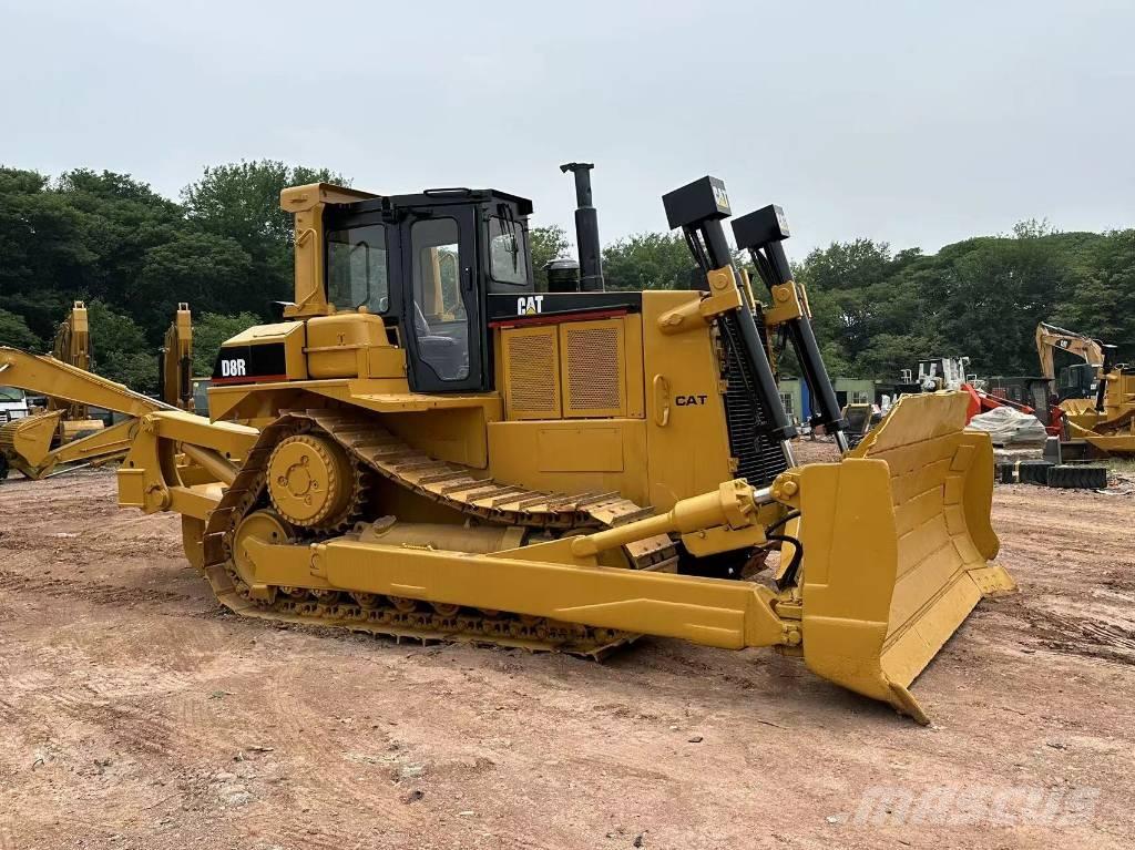 CAT D8R Rupsdozers