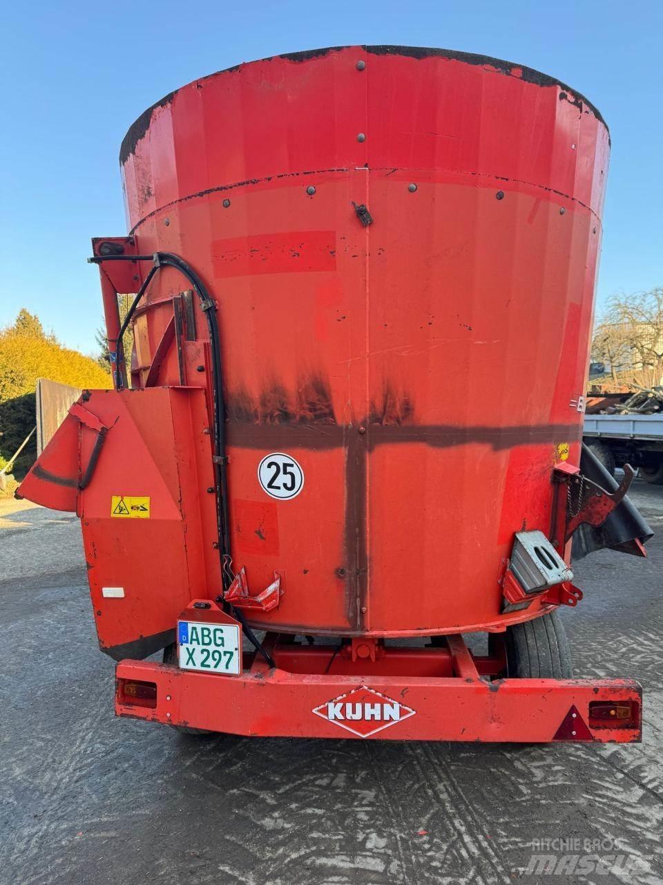 Kuhn EUROMIX 1070 Mengvoedermachines