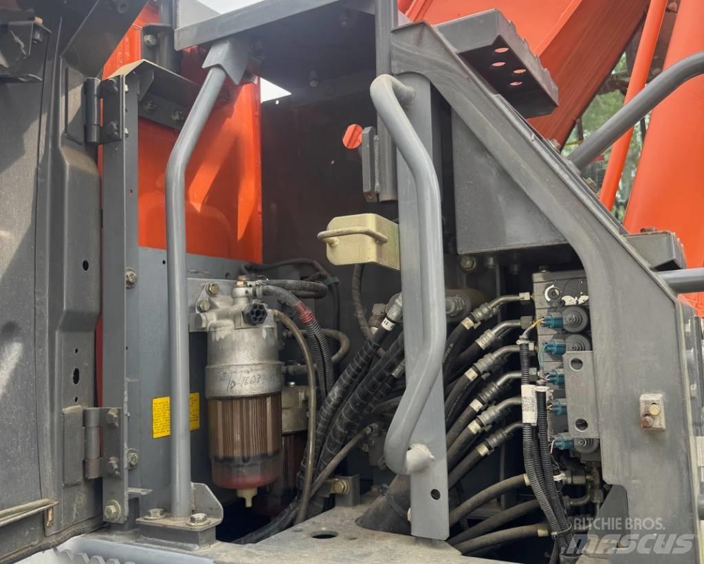 Hitachi ZX 220 W-3 Wielgraafmachines