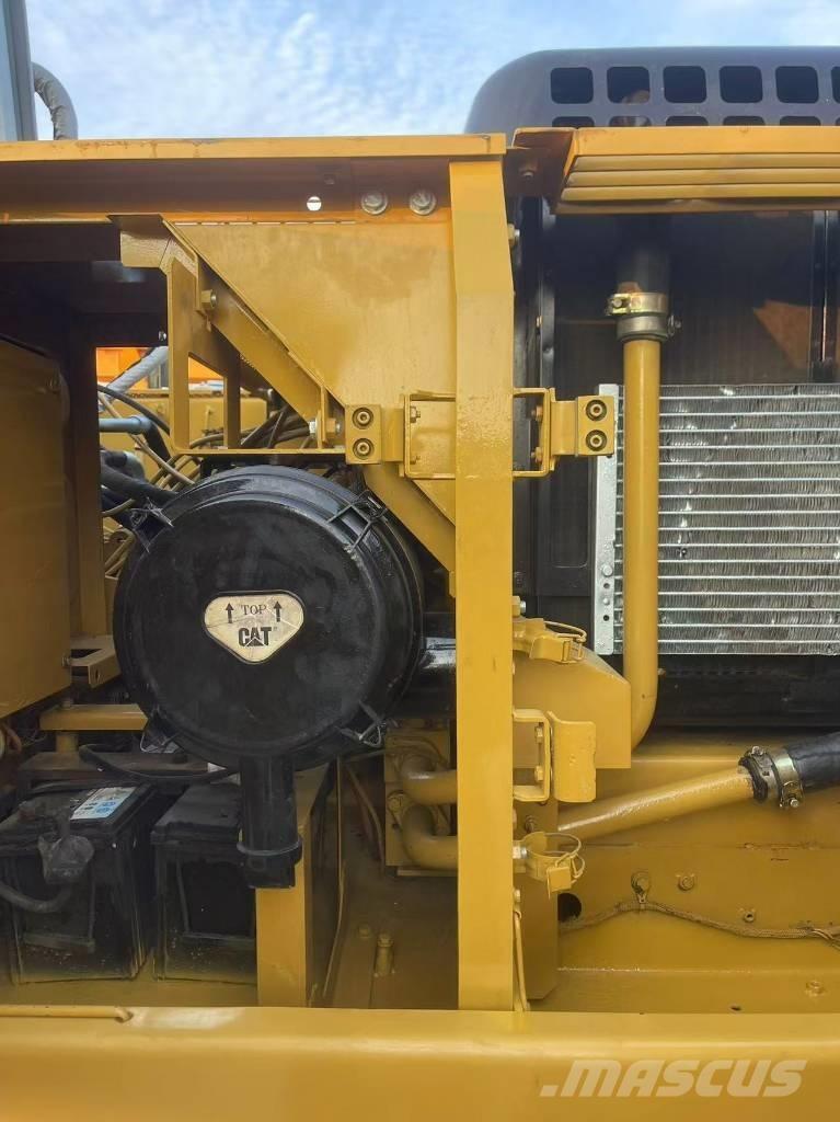 CAT 320 B Rupsgraafmachines