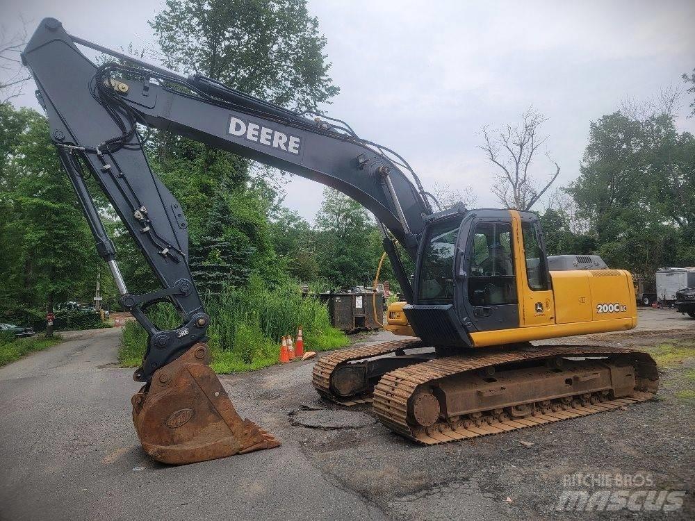 John Deere 200 C LC Rupsgraafmachines