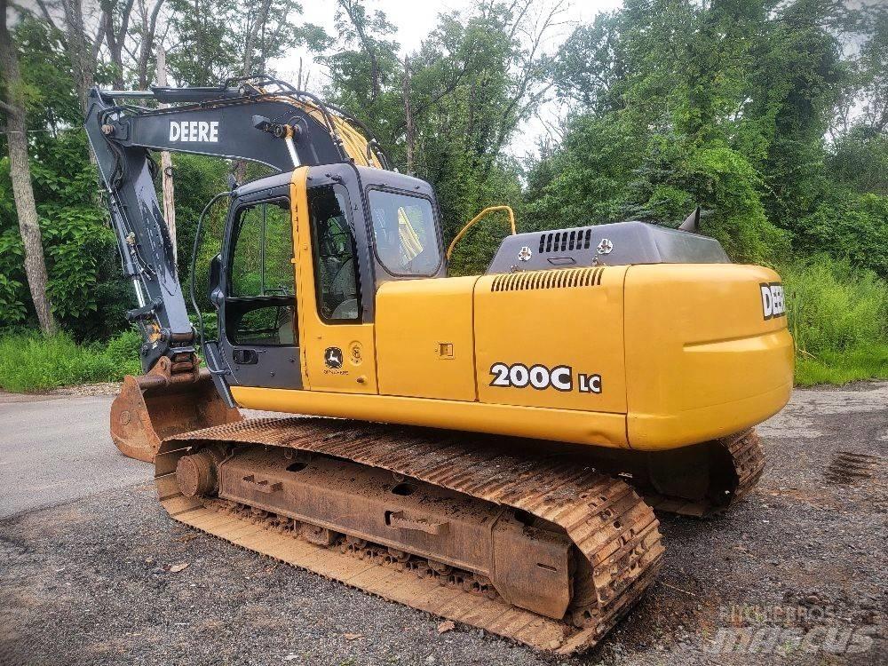 John Deere 200 C LC Rupsgraafmachines