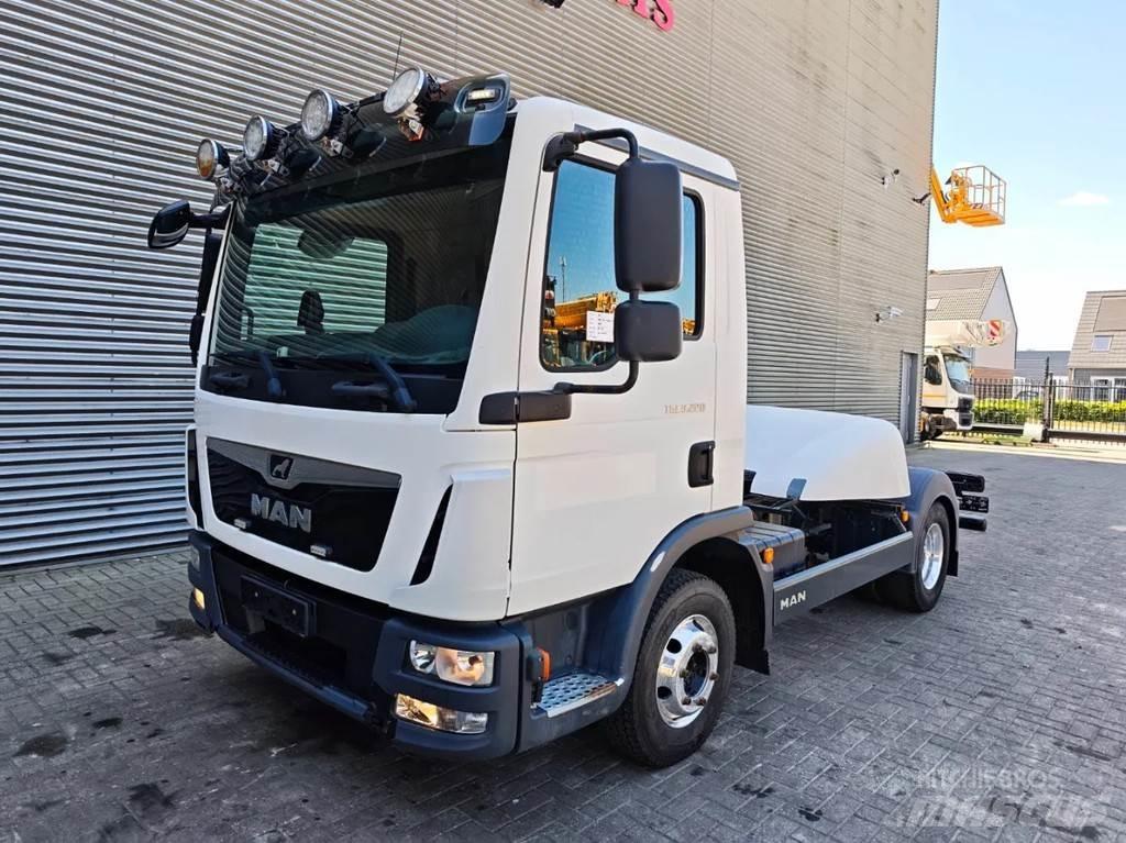 MAN 4x2 Euro 6 Chassis met cabine