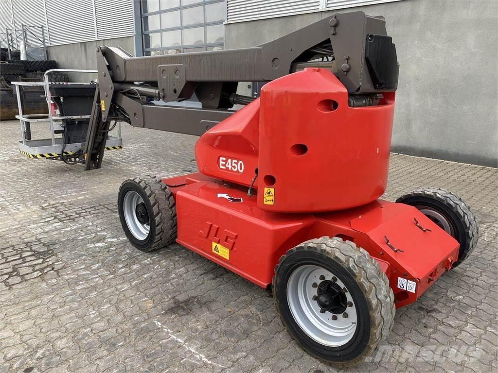 JLG E450AJ Knikarmhoogwerkers