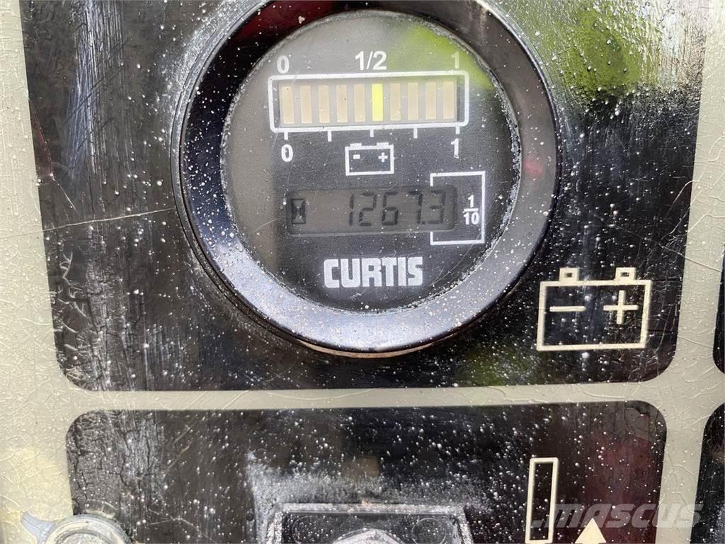 JLG E450AJ Knikarmhoogwerkers