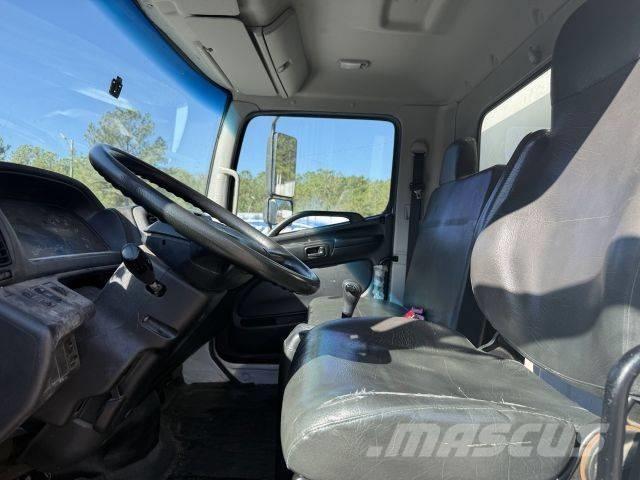 Hino 268 Drankenwagen