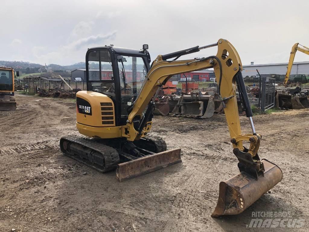 CAT 302.7 D Minigraafmachines < 7t