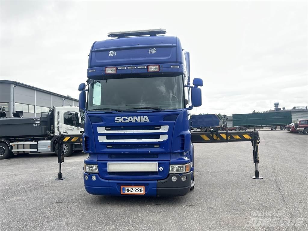 Scania R 560 6X2 Vlakke laadvloer met kraan