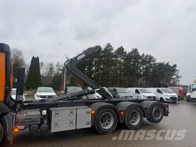 Volvo FM 410 Vrachtwagen met containersysteem