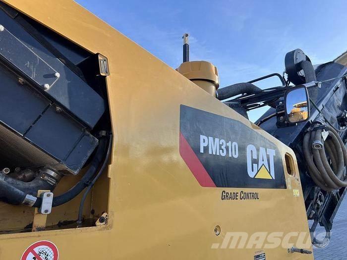 CAT PM 310 Asfaltfrezen