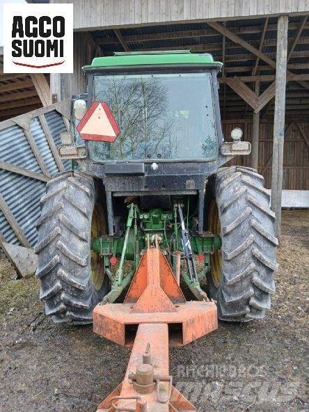John Deere 3040 SG Tractoren