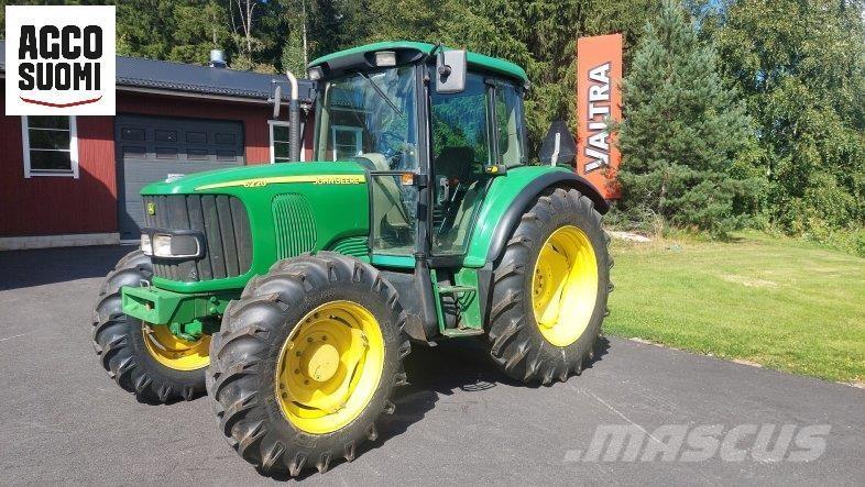 John Deere 6220 SE Tractoren