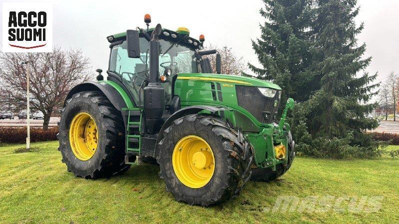 John Deere 6250 R Tractoren