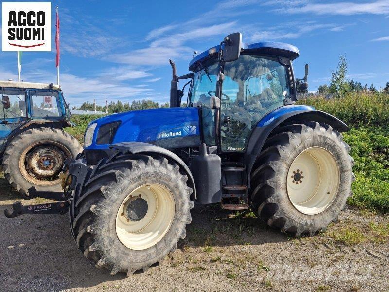 New Holland T6050 Tractoren