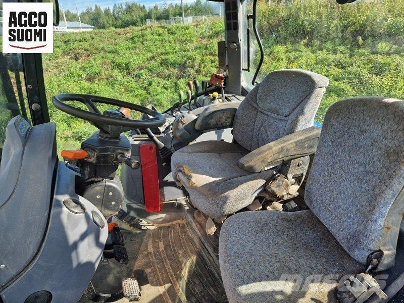 New Holland T6050 Tractoren