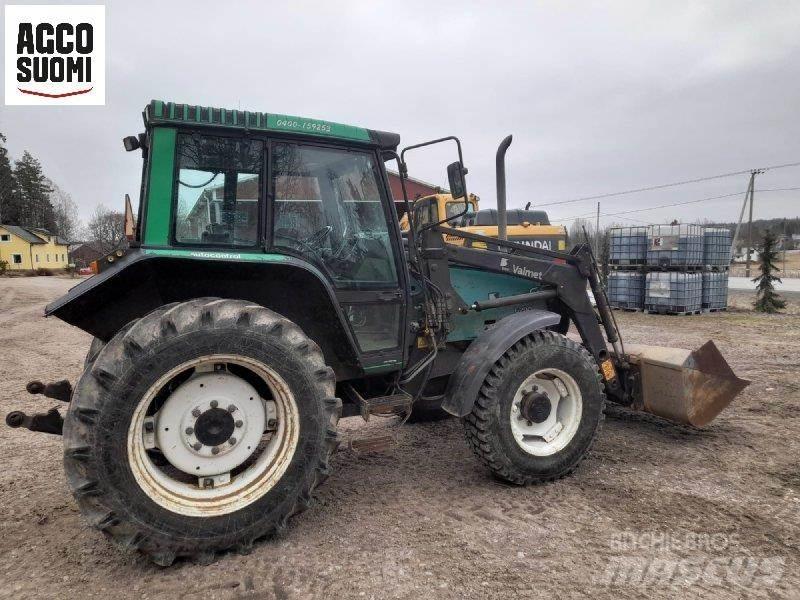 Valmet 6200 Tractoren