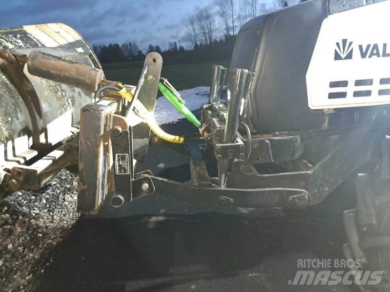 Valmet 8100 Tractoren