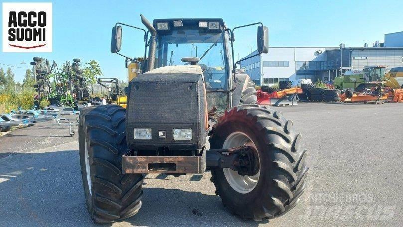 Valmet 8550 MEGA Tractoren
