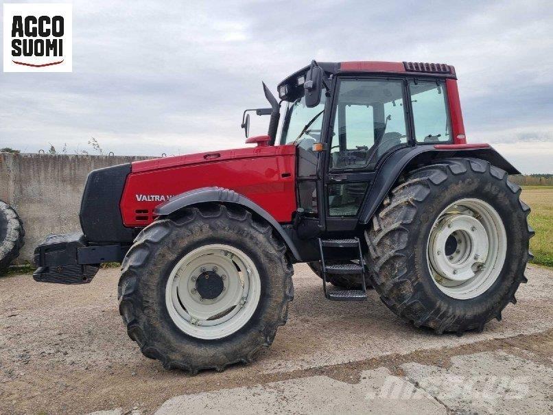 Valtra 8050 HT Tractoren