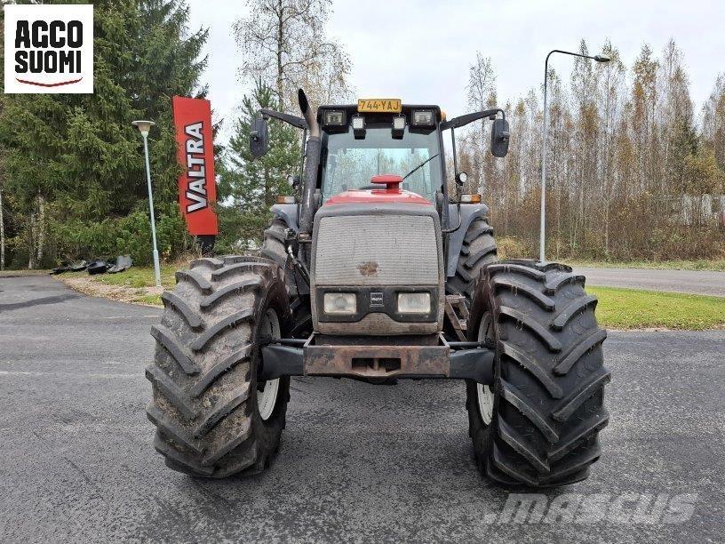 Valtra 8550 HT Tractoren