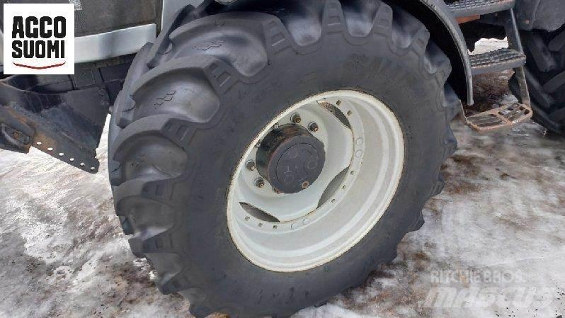 Valtra M150 Tractoren