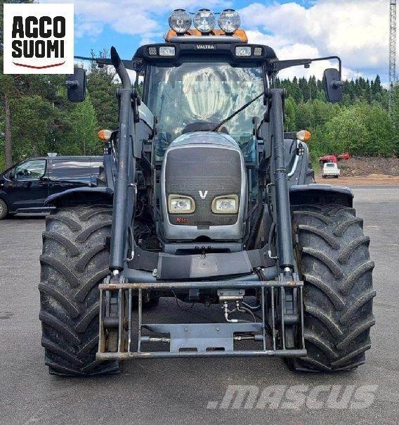 Valtra N141 A Tractoren