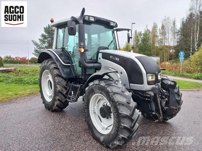 Valtra N141 A Tractoren