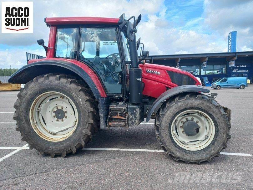 Valtra N163 DIRECT Tractoren