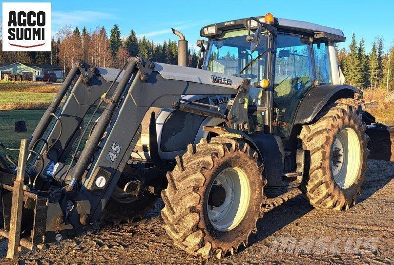 Valtra N92 Tractoren