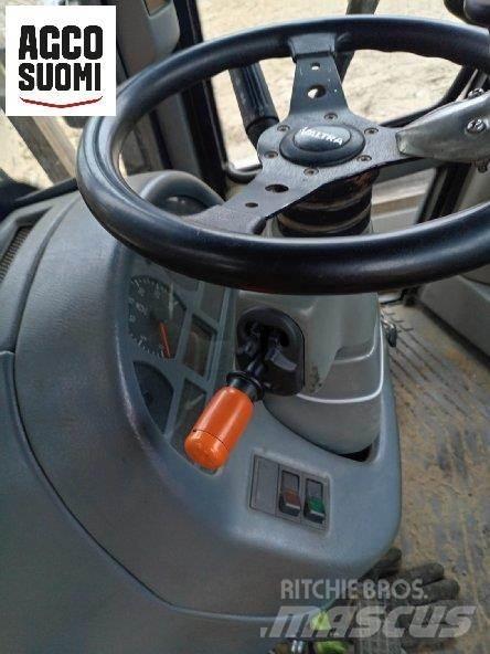 Valtra T130 CH Tractoren