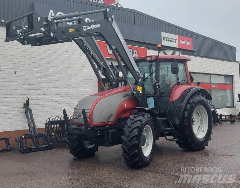 Valtra T150 Tractoren