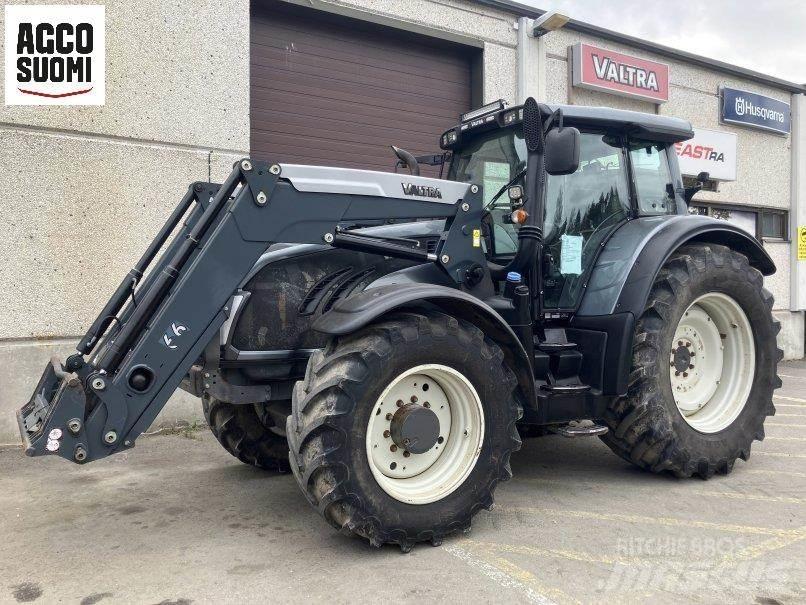 Valtra T163 DIRECT Tractoren