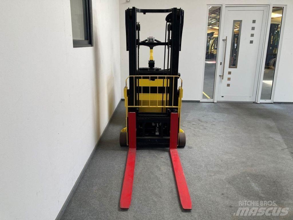 Hyster S 1.0 C Meeloop stapelaar