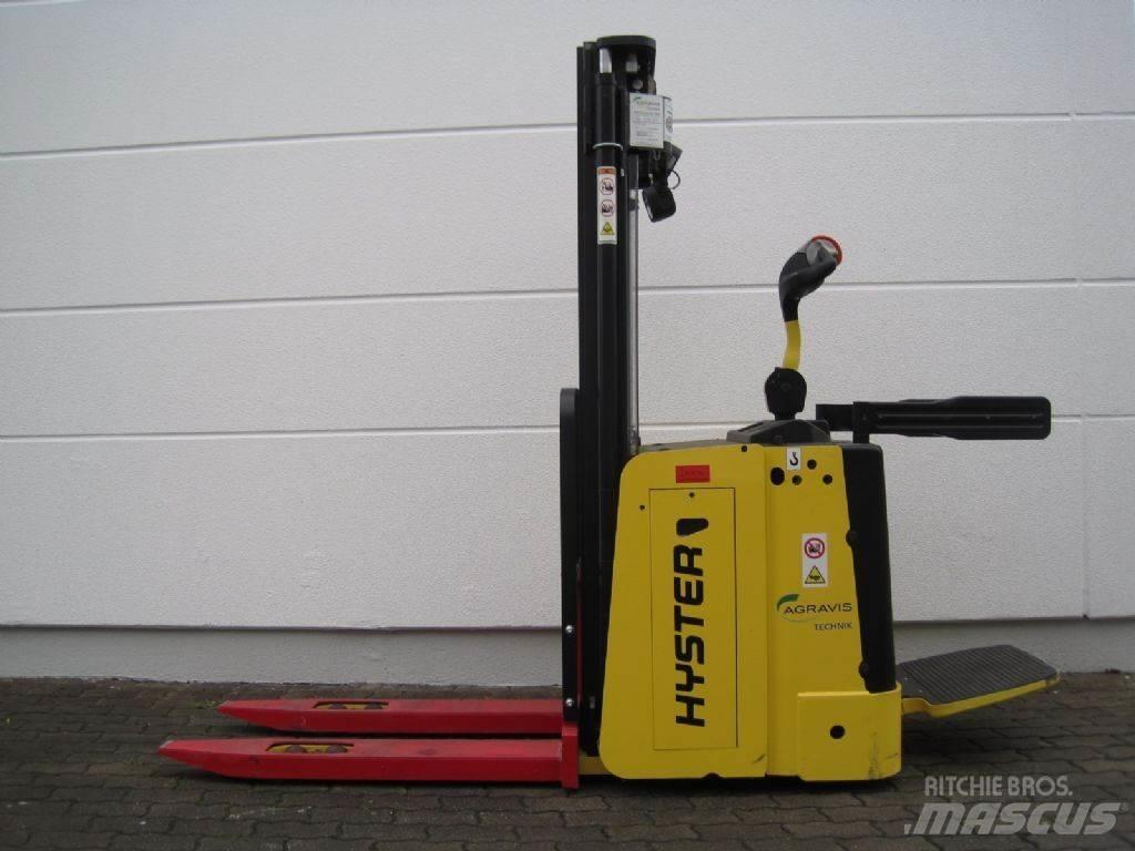 Hyster S 1.5 S Meeloop stapelaar