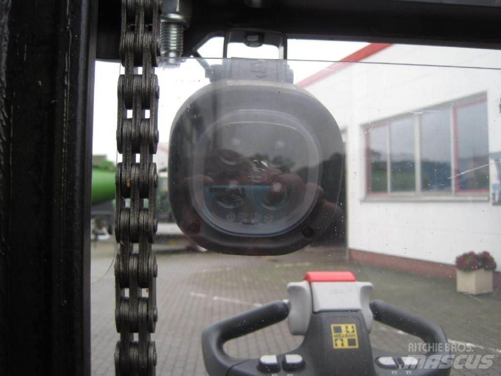 Hyster S 1.5 S Meeloop stapelaar