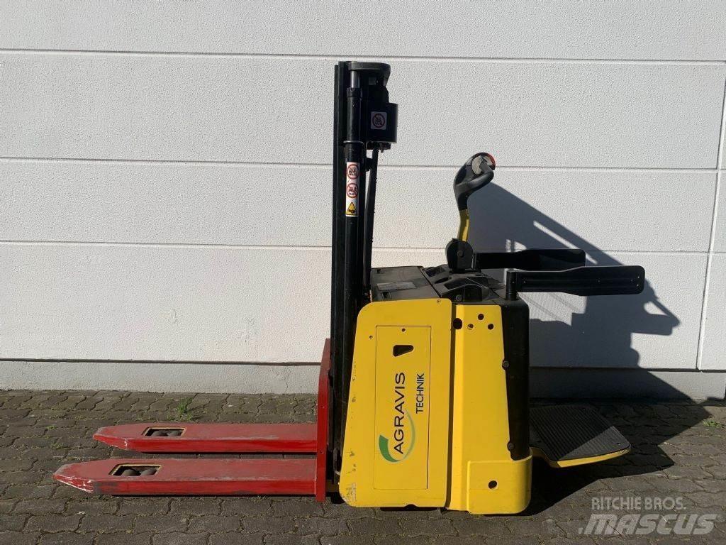 Hyster S 1.5S IL Meeloop stapelaar
