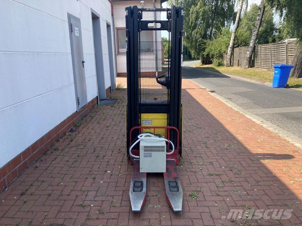 Hyster S 1.6 AC Meeloop stapelaar
