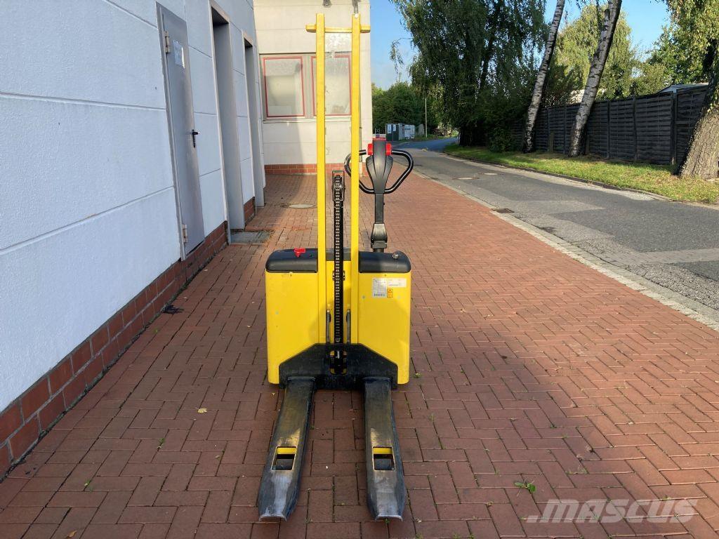 Hyster SC 1.0 Meeloop stapelaar