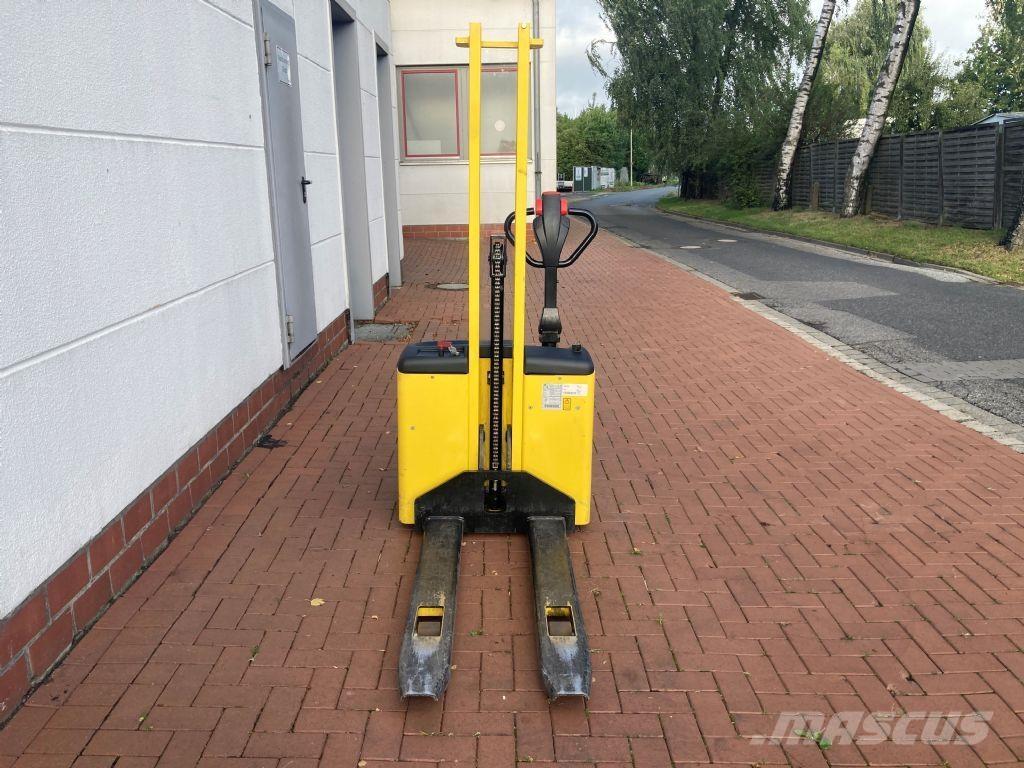 Hyster SC 1.0 Meeloop stapelaar