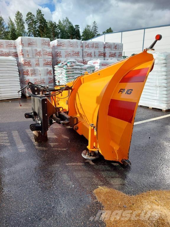  AA360 Sneeuwschuivers en -ploegen