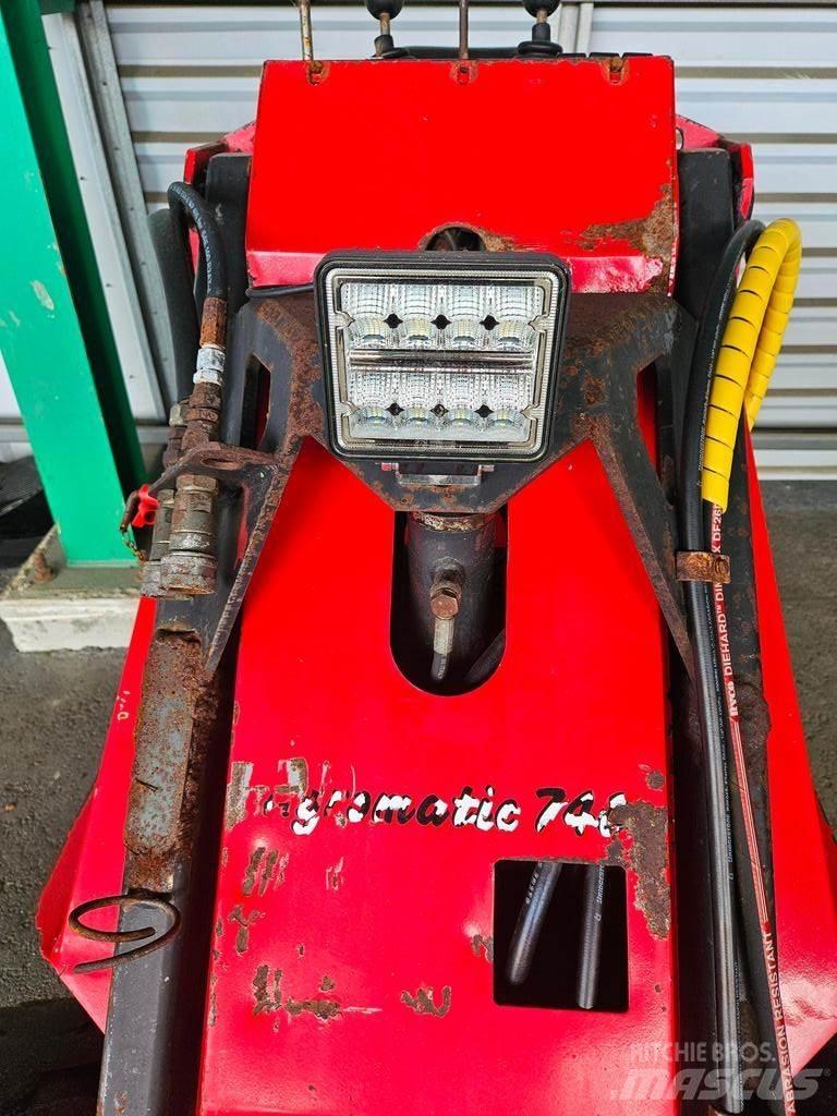 Agromatic  Schrank- en knikladers