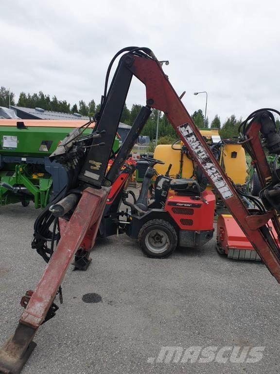 Patu 425 Kranen en laders