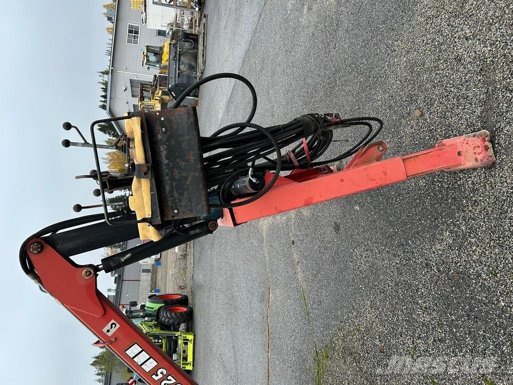 Patu 525 Kranen en laders