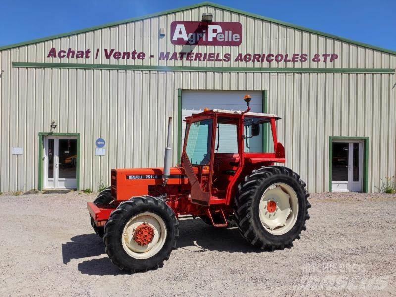 Renault 751-4 Tractoren