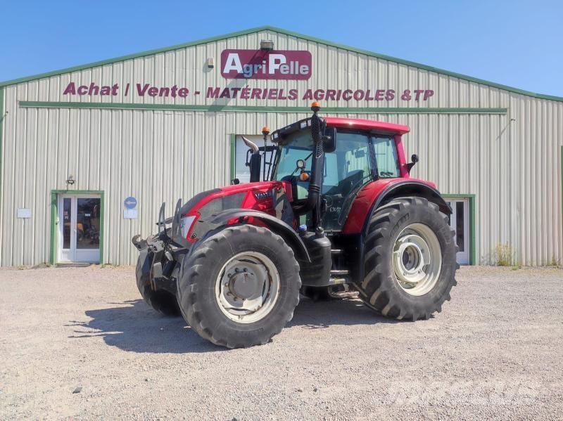 Valtra N163 Tractoren